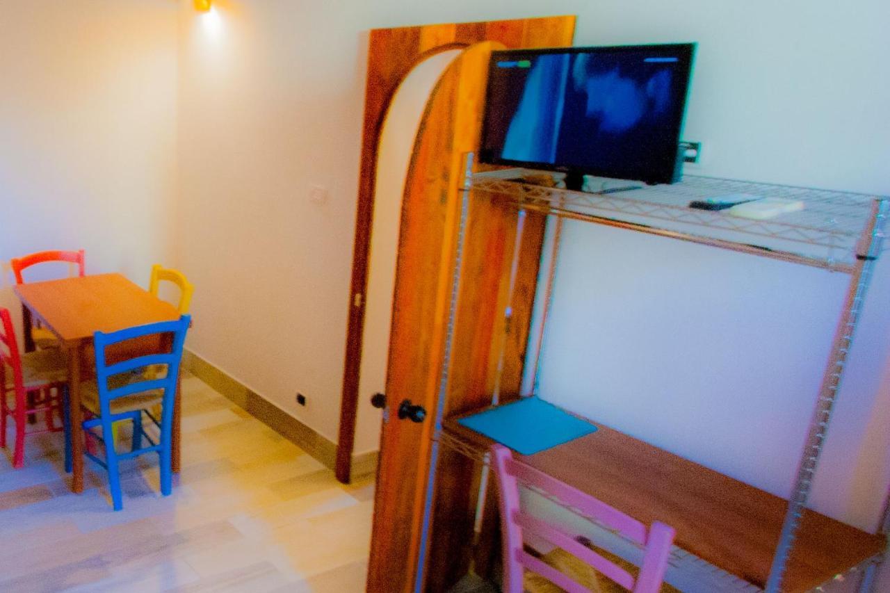 "Sea & Center" Free Beach, Wifi, Mini Pool, Roof Terrace, Ladispoli, Rome Екстериор снимка
