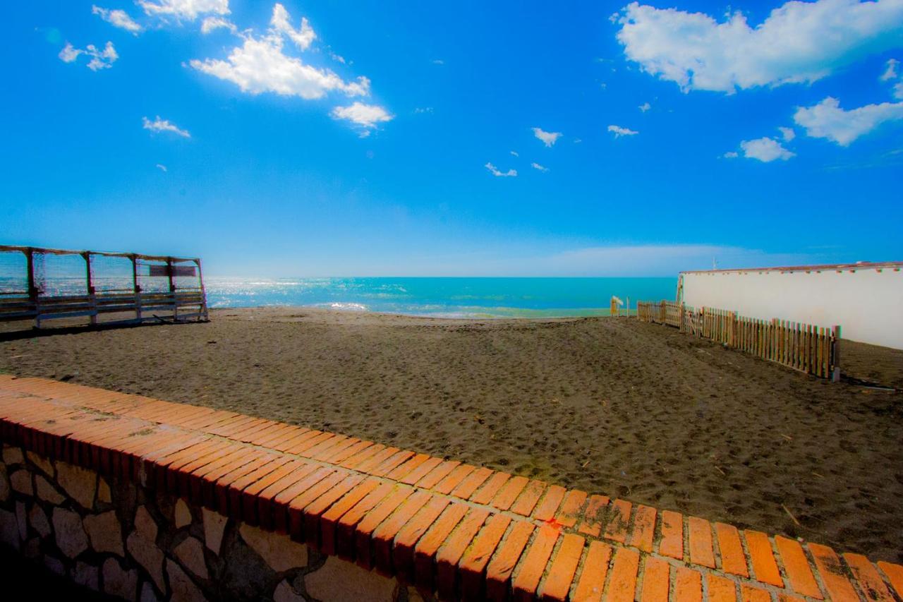 "Sea & Center" Free Beach, Wifi, Mini Pool, Roof Terrace, Ladispoli, Rome Екстериор снимка